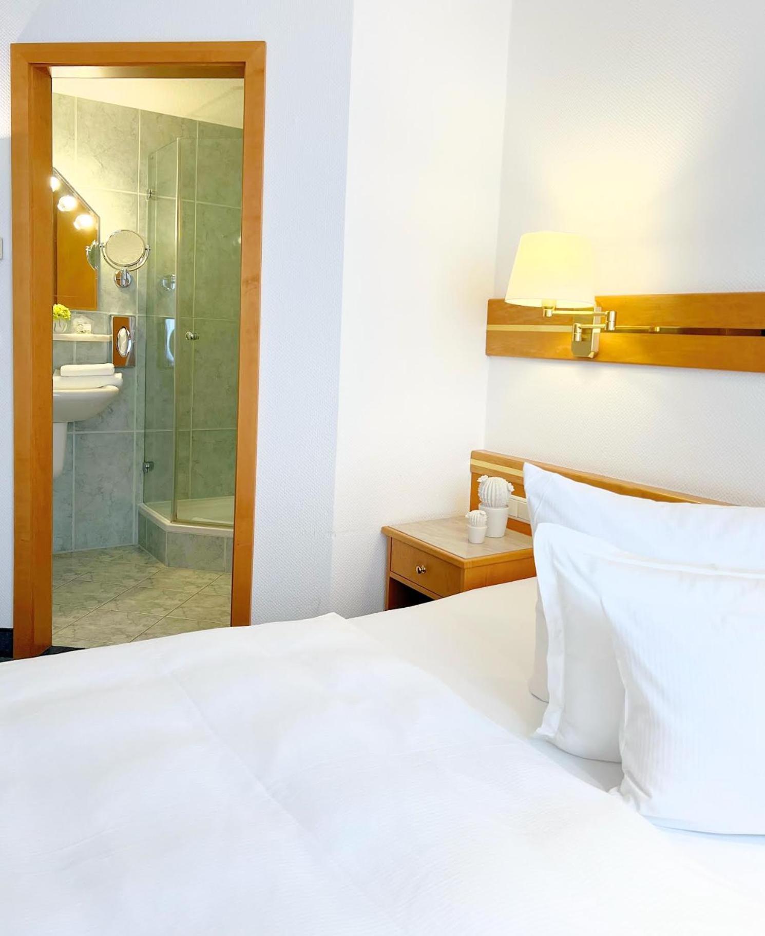 Comfort Single Room
