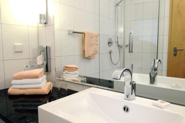 Comfort Single Room