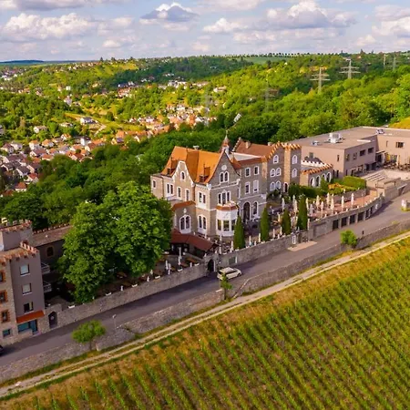 Schlosshotel Steinburg-3